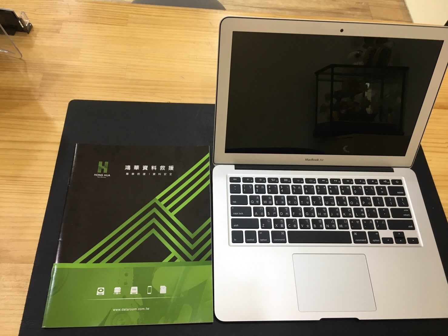 Macbook AIR (2015 A1465 MJVM2 )筆電維修 SSD硬碟資料救援 - SSD